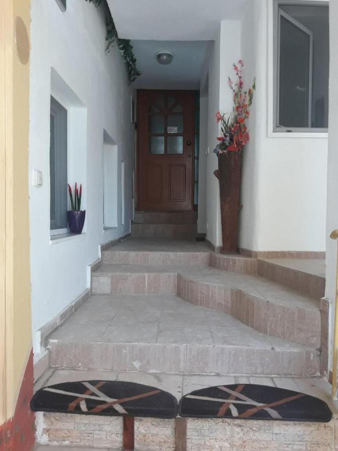 Studio Erato Rethymno  Luaran gambar